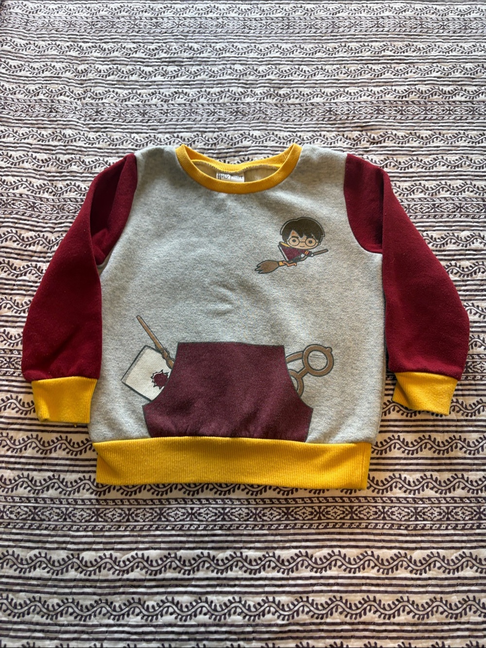 Harry Potter Gray, Maroon & Yellow Kids Wizard Crewneck Sweatshirt